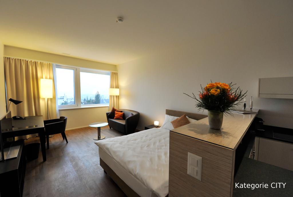 Guggach Apartotel Zürich Buitenkant foto